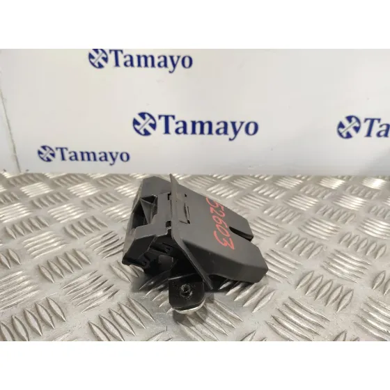 Cerradura Maletero / Porton para Ford Fiesta (Cb1)