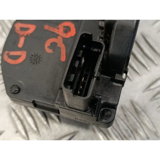 Cerradura Puerta Delantera Derecha para Nissan Micra (K12E)