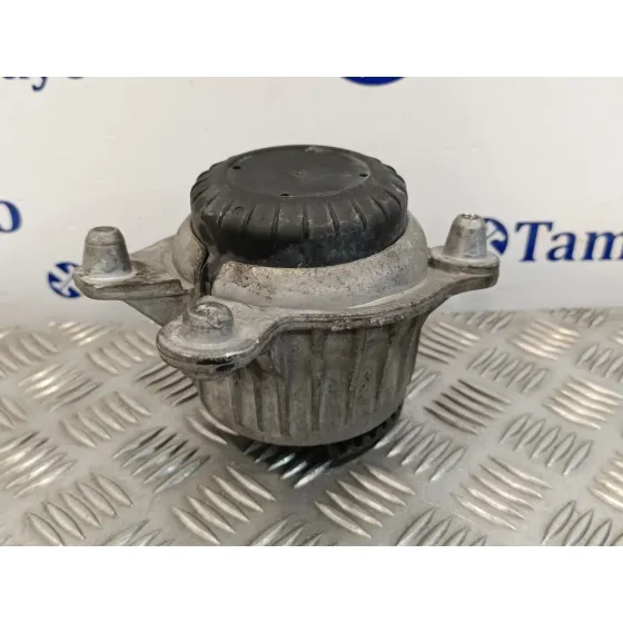 Soporte Motor para Mercedes-Benz Clase C (W205) Lim.