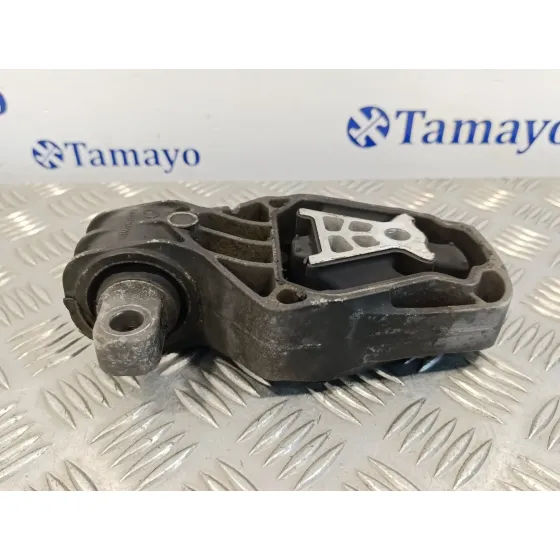 Soporte Motor Trasero para Mercedes-Benz Clase Gla (W156)