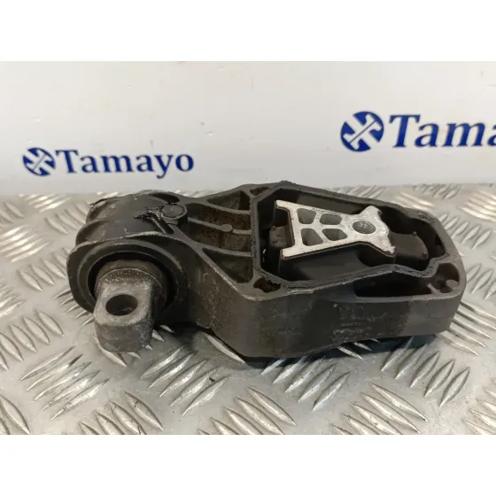 Soporte Motor Trasero para Mercedes-Benz Clase Gla (W156)