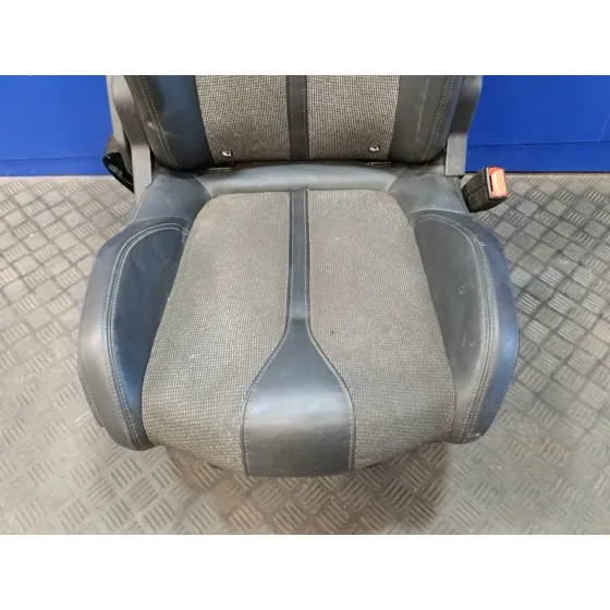Asiento Delantero Derecho para Peugeot 3008