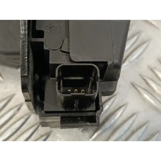 Cerradura Maletero / Porton para Peugeot 3008