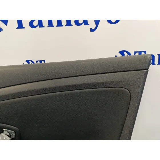 Guarnecido Puerta Delantera Derecha para Renault Megane Iii Berlina 5 P
