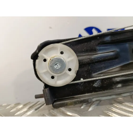Elevalunas Delantero Derecho para Opel Combo D