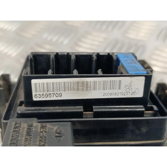 Caja Reles / Fusibles para Renault Megane Iii Berlina 5 P