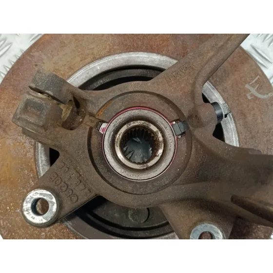 Mangueta Delantera Izquierda para Ford Fiesta (Cb1)