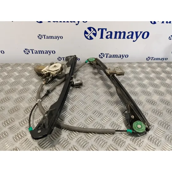 Elevalunas Delantero Derecho para Ford Focus Berlina (Cak)