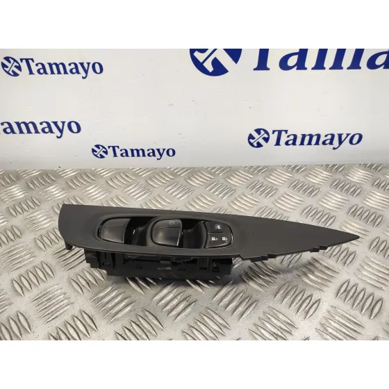 Mando Elevalunas Delantero Izquierdo para Nissan Qashqai (J11)