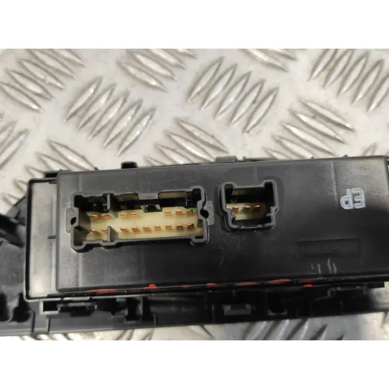 Mando Elevalunas Delantero Izquierdo para Nissan Qashqai (J11)