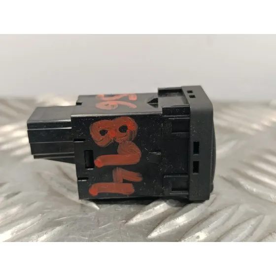 Interruptor para Nissan Qashqai (J11)