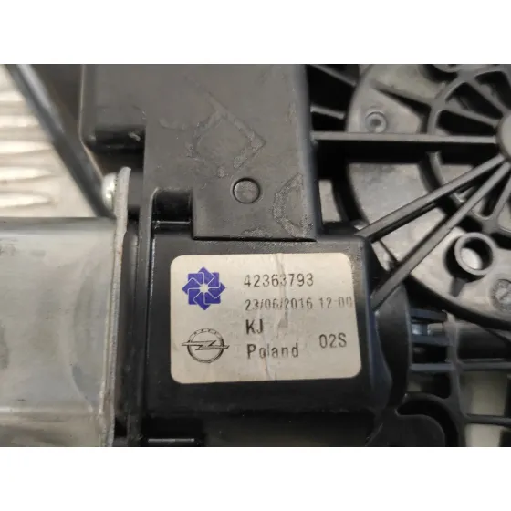 Elevalunas Delantero Derecho para Opel Mokka