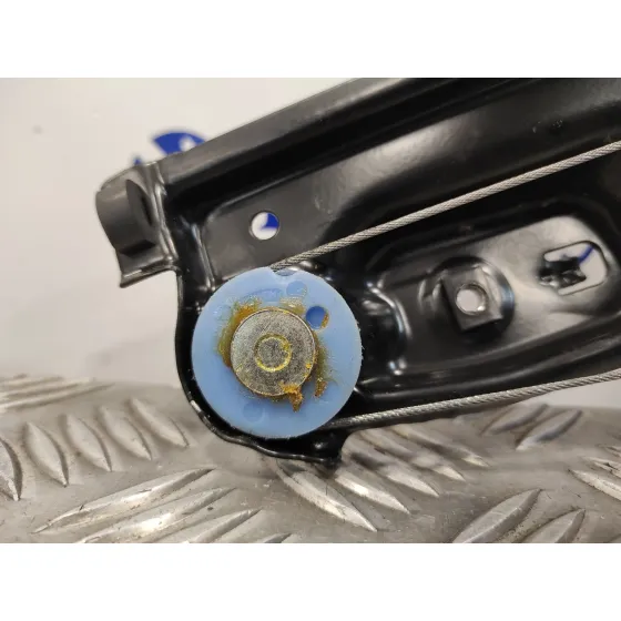 Elevalunas Delantero Izquierdo para Nissan Qashqai (J11)