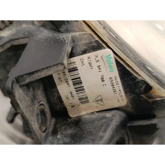 Faro Antiniebla Derecho para Volkswagen Touareg (7L6)