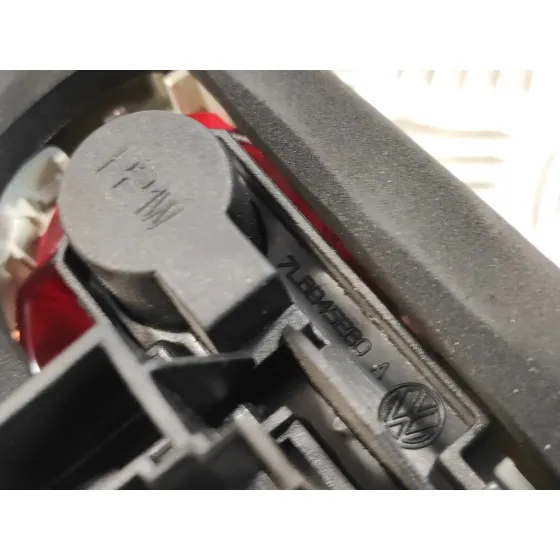 Piloto Trasero Derecho Interior para Volkswagen Touareg (7La)