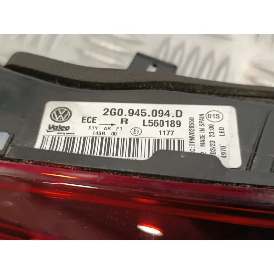 Piloto Trasero Derecho Interior para Volkswagen Polo