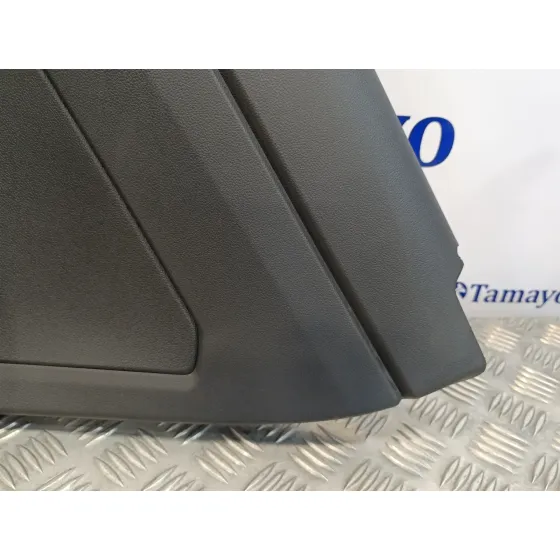 Guarnecido Puerta Trasera Derecha para Volkswagen Polo