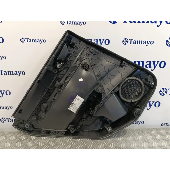 Guarnecido Puerta Trasera Derecha para Volkswagen Polo