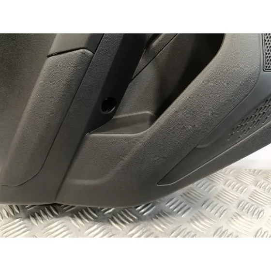 Guarnecido Puerta Trasera Izquierda para Volkswagen Polo