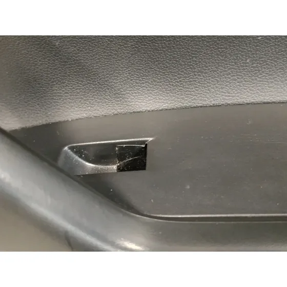 Guarnecido Puerta Delantera Derecha para Volkswagen Polo