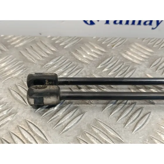Amortiguadores Maletero / Porton para Chevrolet Kalos
