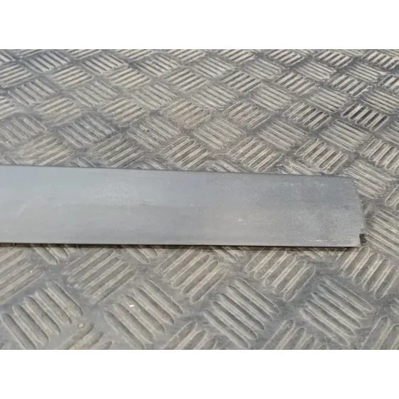 Faldon Lateral para Volkswagen Polo