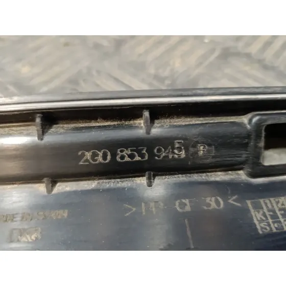 Faldon Lateral para Volkswagen Polo