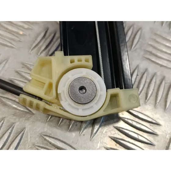 Elevalunas Delantero Izquierdo para Volkswagen Polo