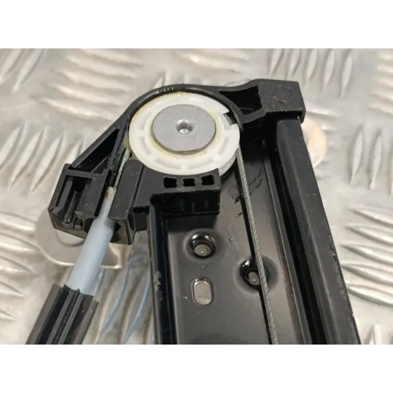 Elevalunas Delantero Izquierdo para Volkswagen Polo
