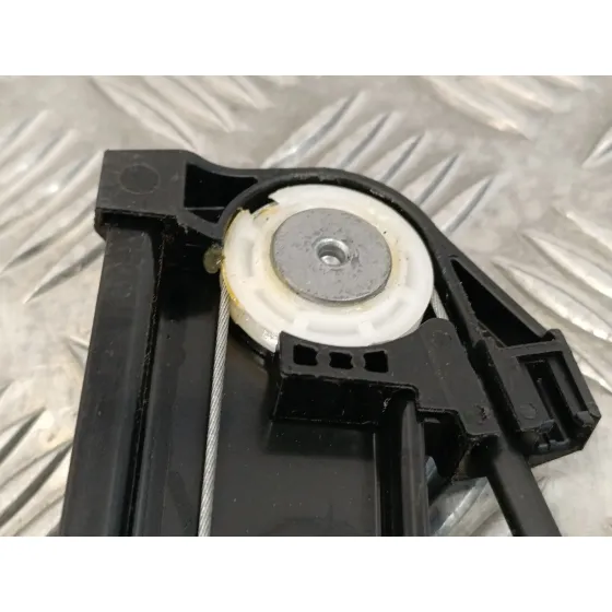 Elevalunas Delantero Izquierdo para Volkswagen Polo
