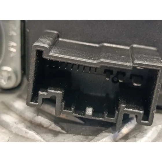 Elevalunas Delantero Derecho para Volkswagen Polo