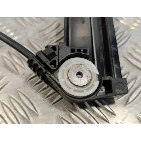 Elevalunas Delantero Derecho para Volkswagen Polo