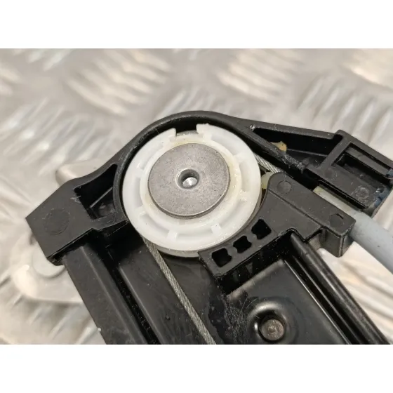Elevalunas Delantero Derecho para Volkswagen Polo