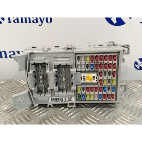 Caja Reles / Fusibles para Hyundai I20