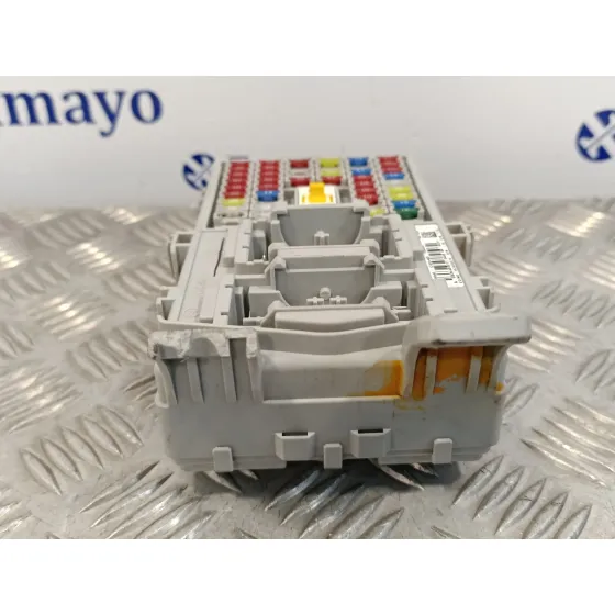 Caja Reles / Fusibles para Hyundai I20
