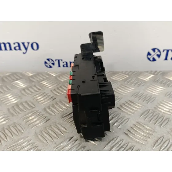 Caja Reles / Fusibles para Hyundai I20