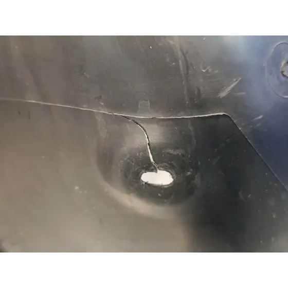Plastico Paso Rueda Delantero Izquierdo para Volkswagen Polo