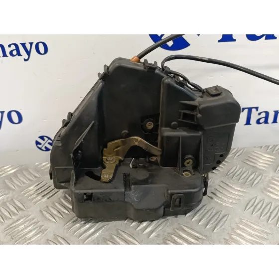 Cerradura Puerta Trasera Derecha para Mercedes-Benz Clase C (W203) Berlina