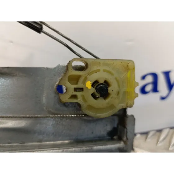Elevalunas Delantero Derecho para Peugeot 207