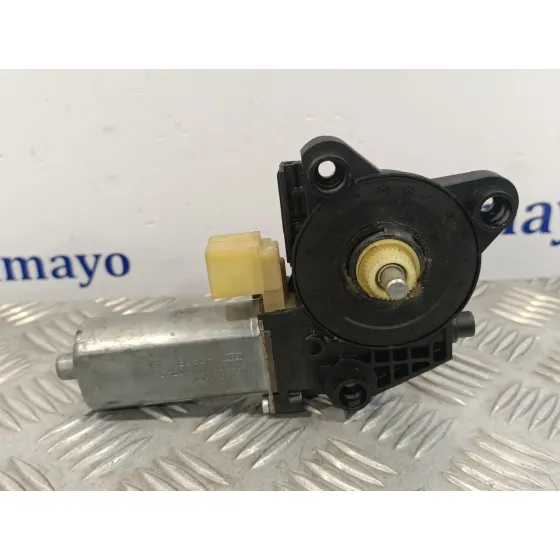Motor Elevalunas Trasero Izquierdo para Mercedes-Benz Clase C (W203) Berlina