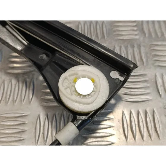 Elevalunas Delantero Derecho para Mercedes-Benz Clase C (W203) Berlina