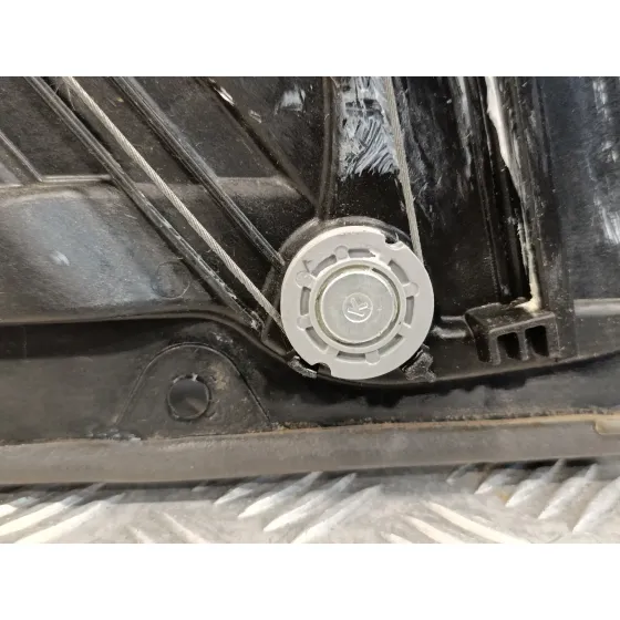 Elevalunas Delantero Derecho para Hyundai I30 Fastback