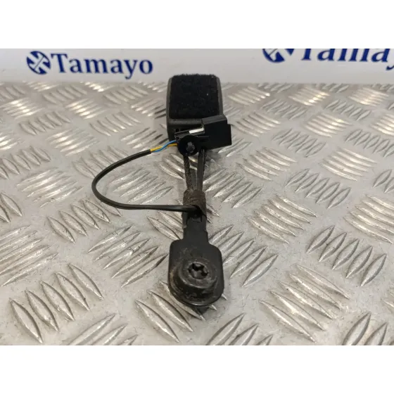 Enganche Cinturon Delantero Izquierdo para Opel Astra J Sports Tourer