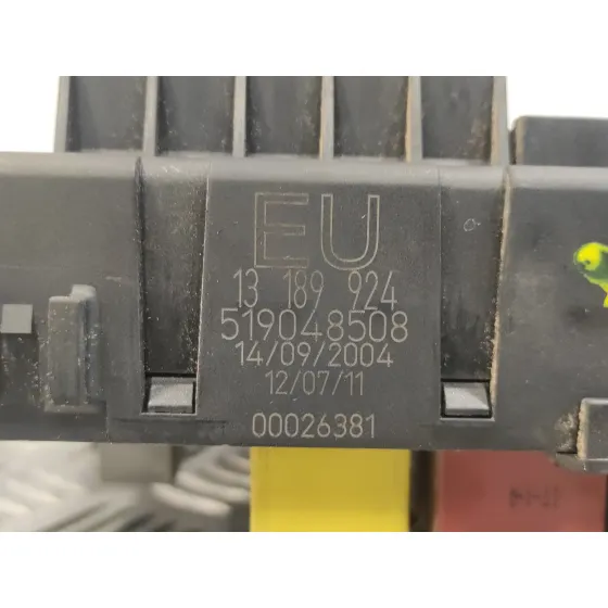 Caja Reles / Fusibles para Opel Vectra C Berlina