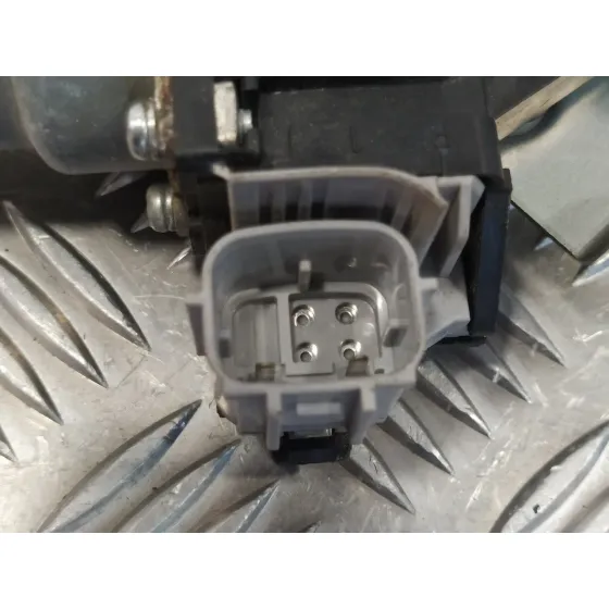 Elevalunas Delantero Derecho para Nissan Juke (F15)