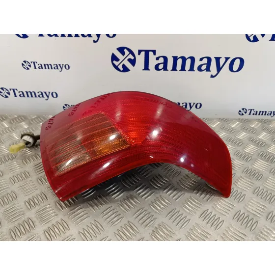 Piloto Trasero Derecho para Suzuki Swift Berlina (Mz)