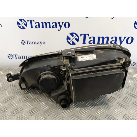 Faro Derecho para Fiat Idea (135)