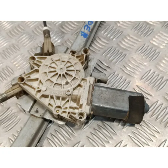 Elevalunas Delantero Derecho para Peugeot 206 Cc