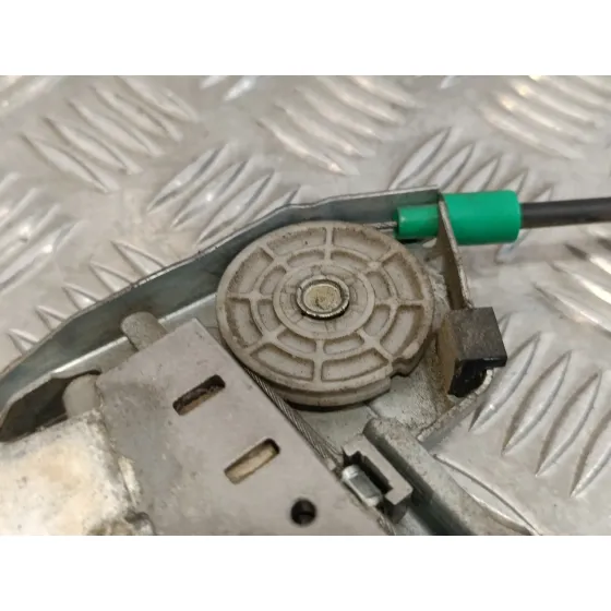Elevalunas Delantero Derecho para Peugeot 206 Cc