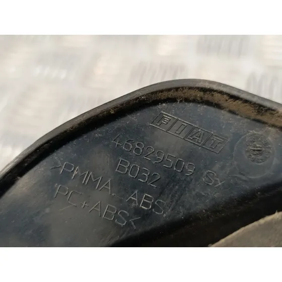 Piloto Trasero Izquierdo para Fiat Idea (135)